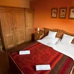 St.michael Panzio Lovaspark Bed & Breakfast