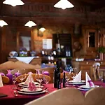 St.michael Panzio Lovaspark Bed & Breakfast