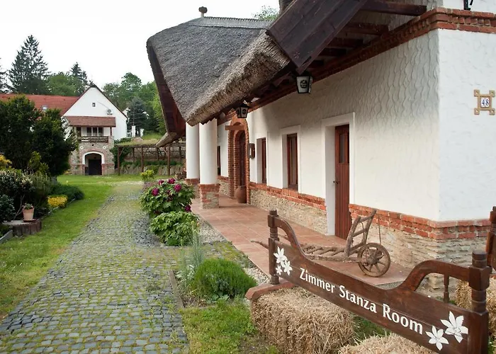 Bed & Breakfast St.michael Panzio Lovaspark Vasszentmihály